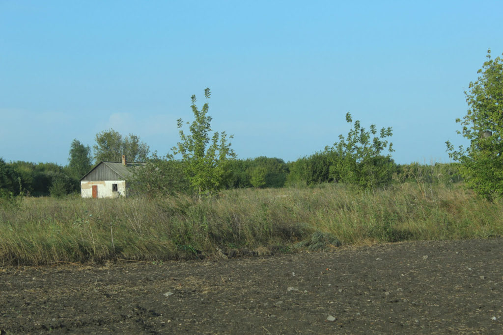 Бывшая баня в поселке Никольский